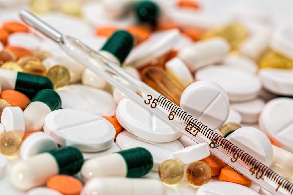 Imagem de comprimidos alusiva a saúde a relação com homeopatia